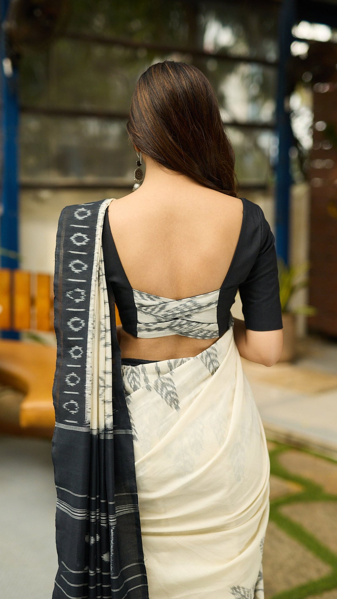 Printed Linen Saree in Ivory with Black Border | Lightweight Ethnic Wear S15