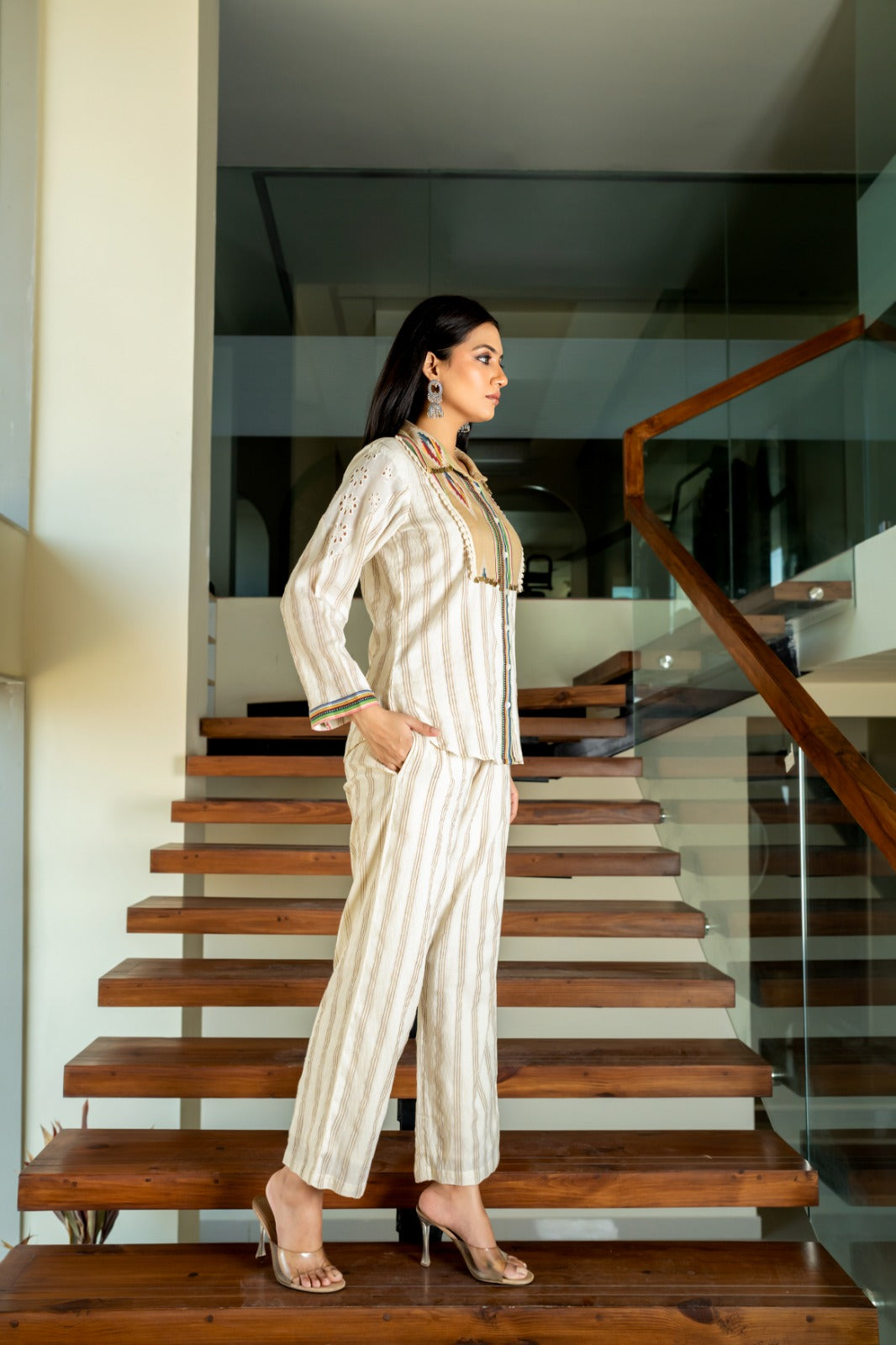 Elegant Beige Striped Stylish Co-ord Set D6270