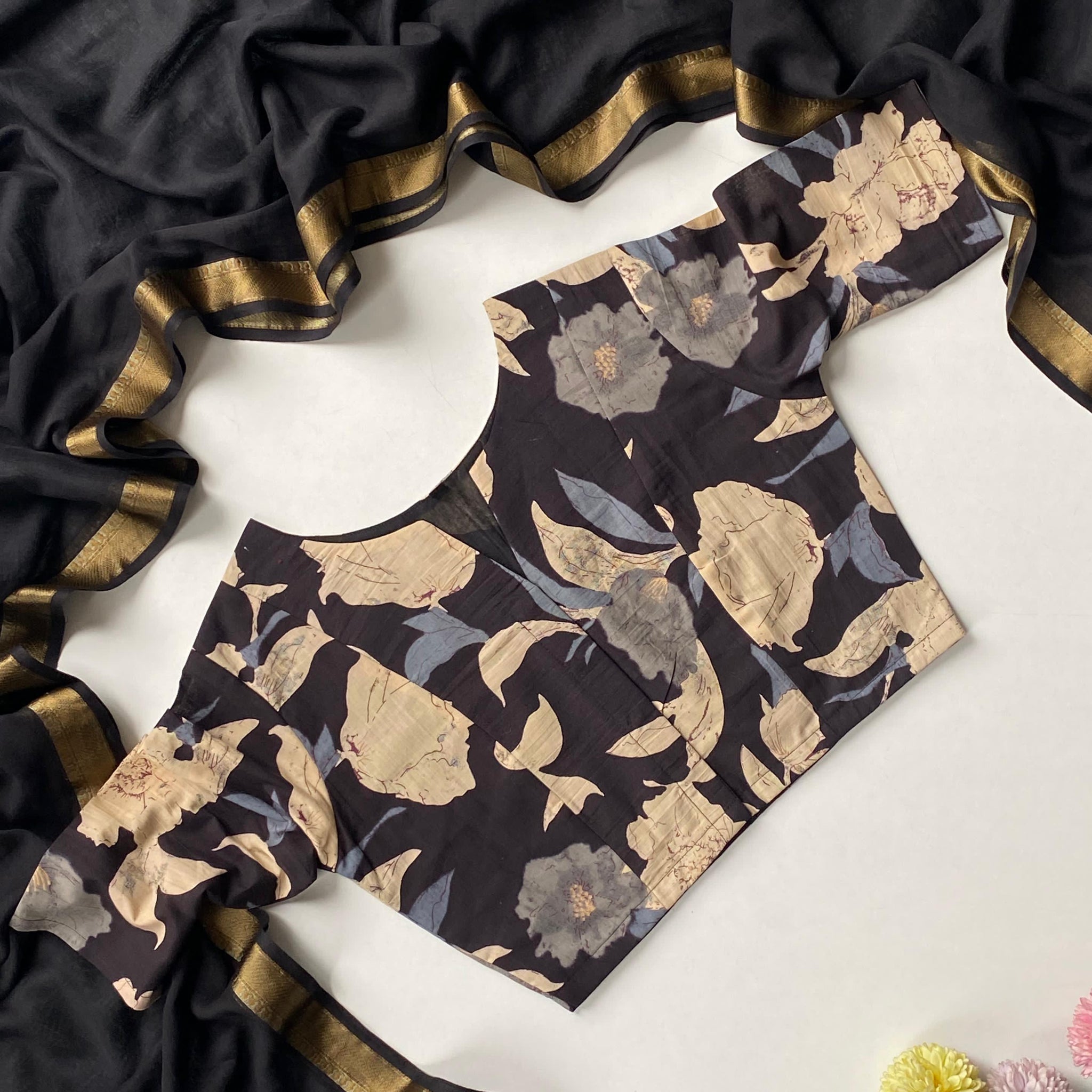 Elegant Black Pure Mul Cotton Saree with Jacquard Border S2501