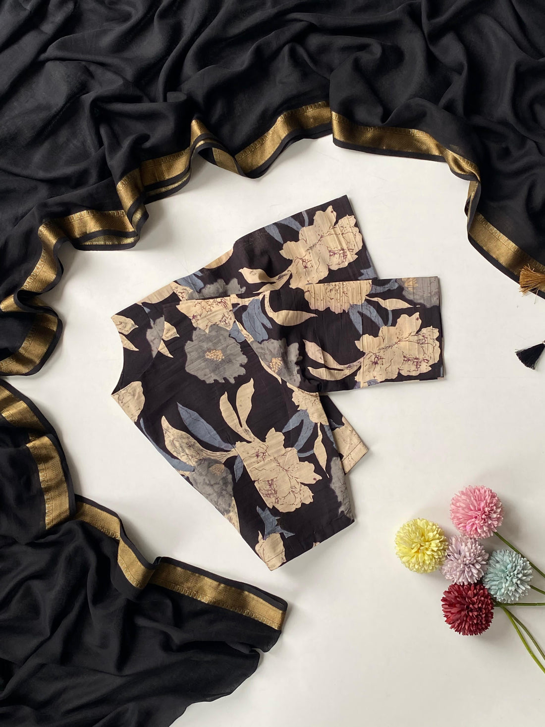 Elegant Black Pure Mul Cotton Saree with Jacquard Border S2501