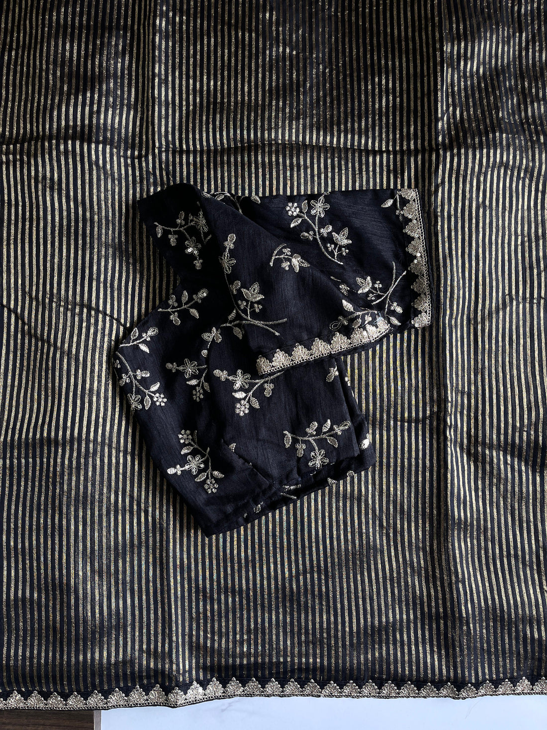 Elegant Organza Tissue Saree with Weaving Stripes & Sequin Embroidery Border S2518