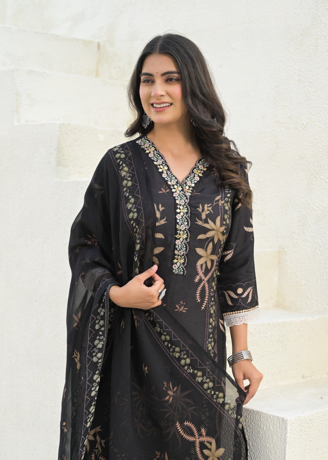 Elegant Pure Muslin Digital Printed Suit Set with Chiffon Dupatta D6265