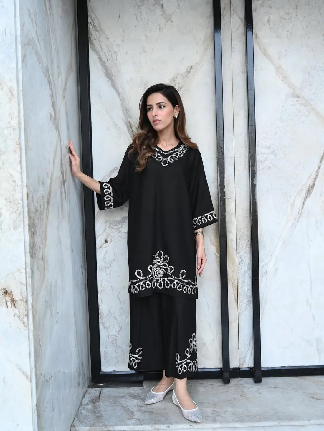 Elegant Thread Work Floral Embroidered Co-ord Set for Women D6298