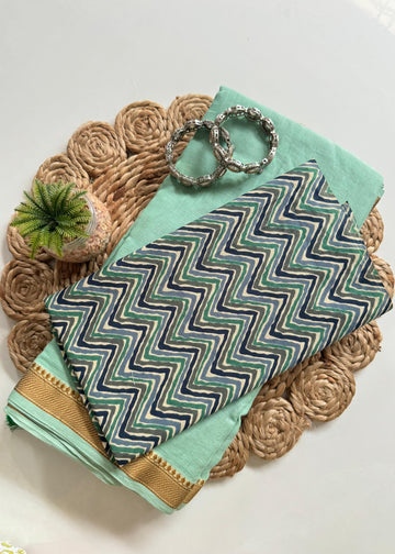 Trendy Mul Cotton Saree with Resham Weaving Border & Tassels S2337