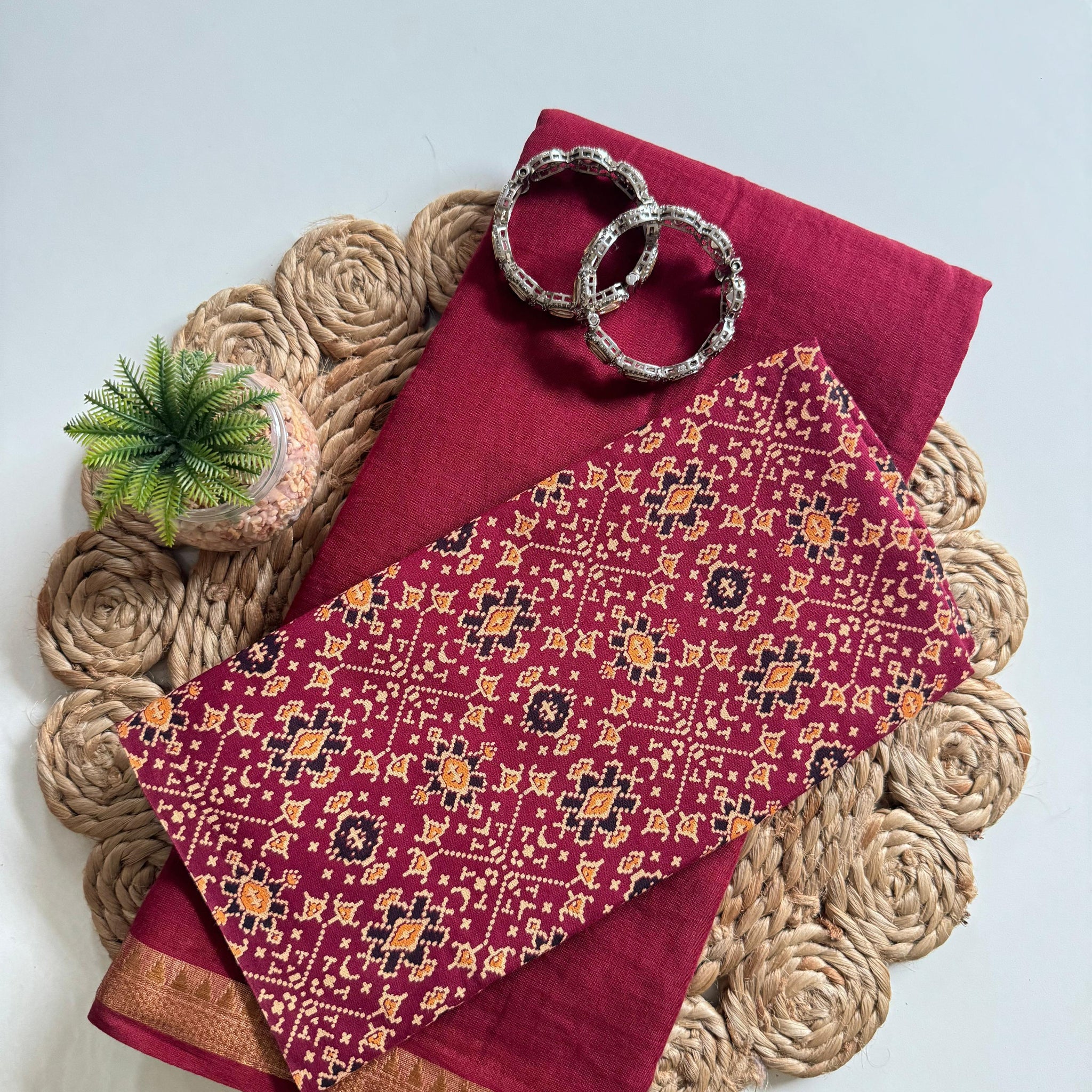 Maroon Mul Cotton Saree with Resham Weaving Border & Ikat Design S2338