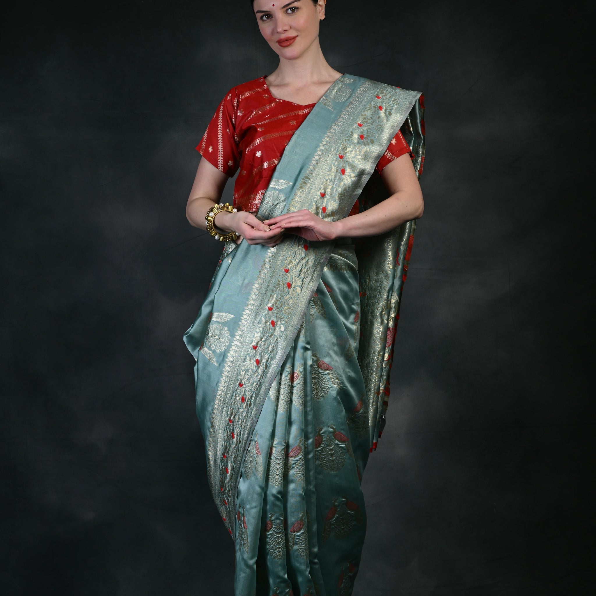 Trendy Party wear Banarasi Silk woven Saree AY5089
